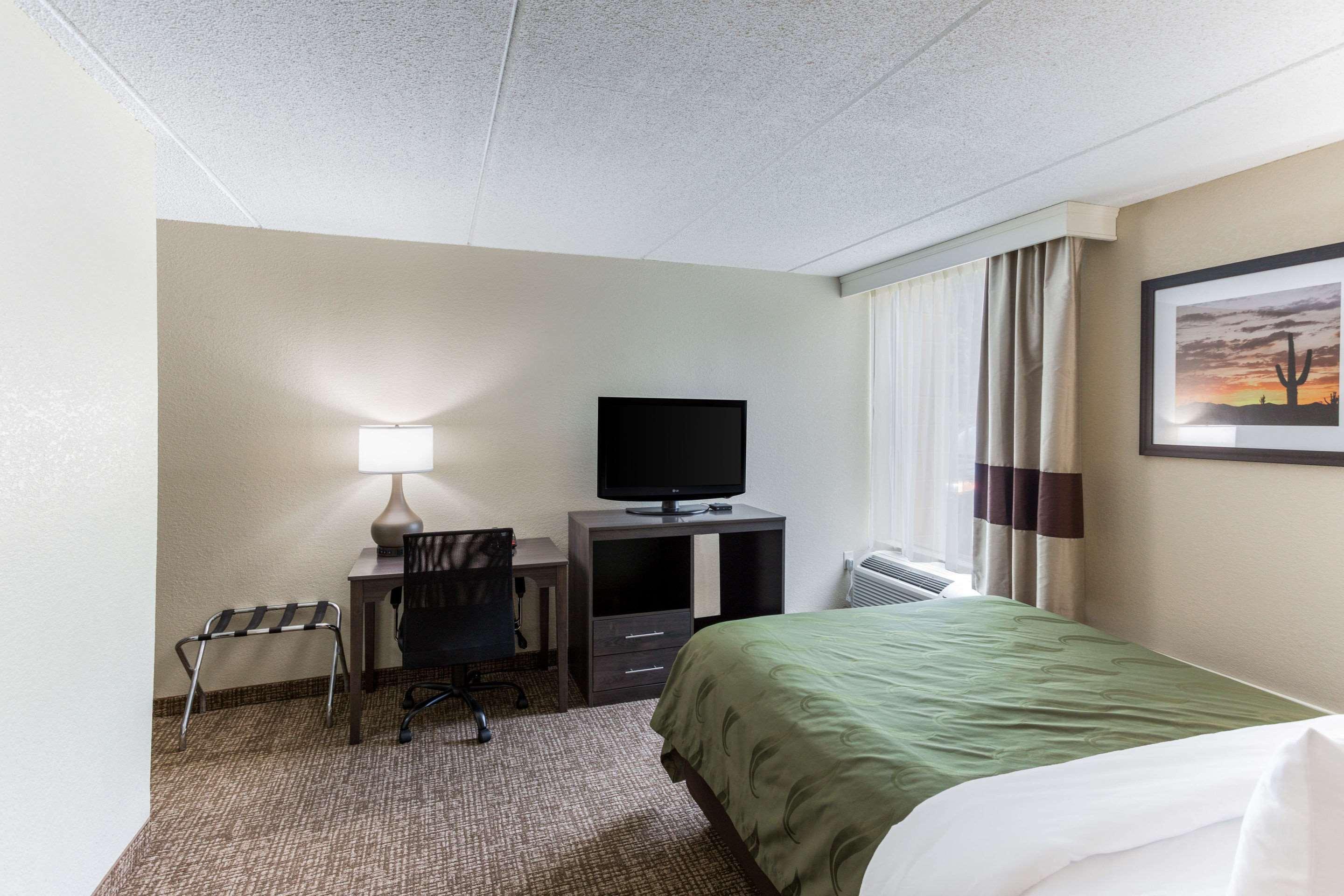 Quality Inn & Suites Plattsburgh Dış mekan fotoğraf