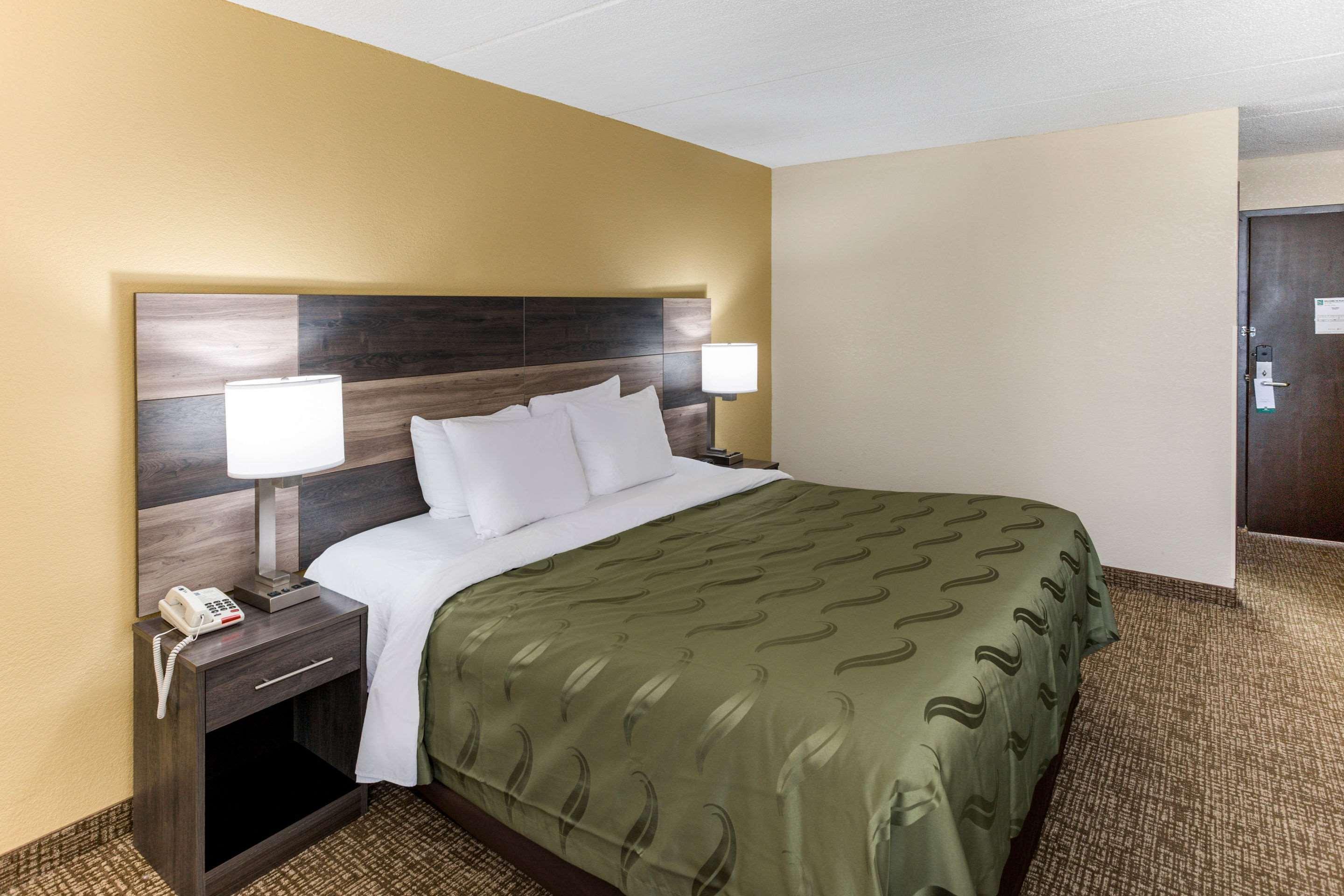 Quality Inn & Suites Plattsburgh Dış mekan fotoğraf