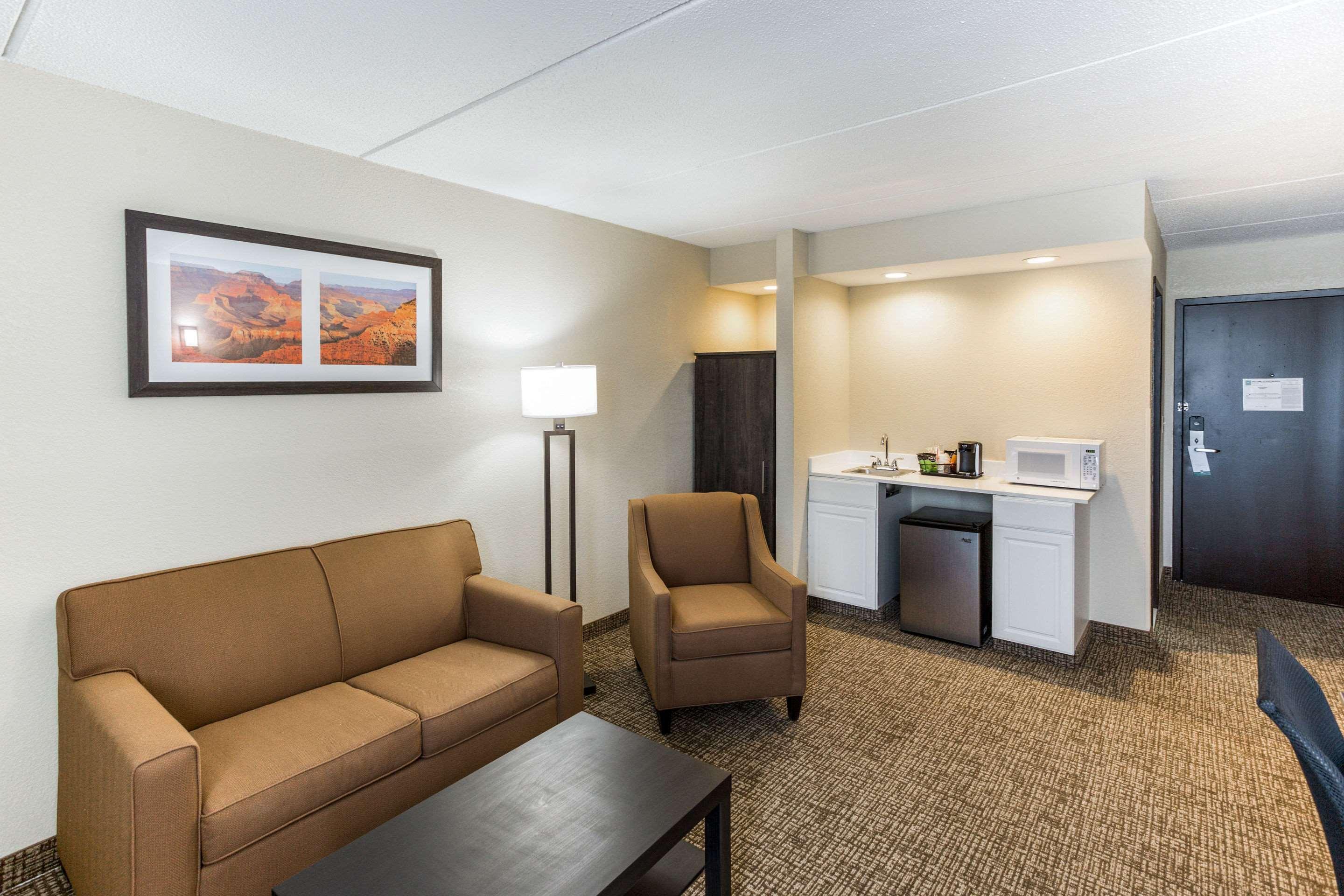 Quality Inn & Suites Plattsburgh Dış mekan fotoğraf