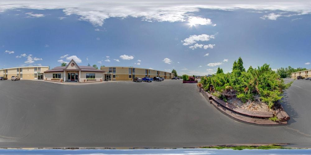 Quality Inn & Suites Plattsburgh Dış mekan fotoğraf